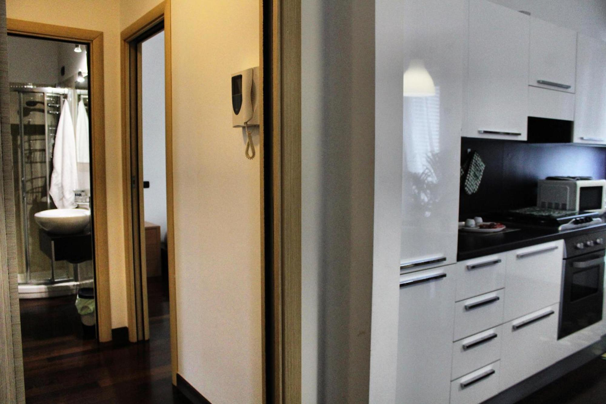 Fara 8 Apartment Bari Exterior photo